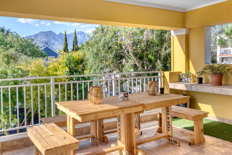 6 Bedroom Property for Sale in Olive Grove Western Cape